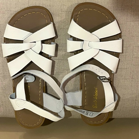 The Saltwater Sandals in white, size 8Wide - Picture 1 of 6
